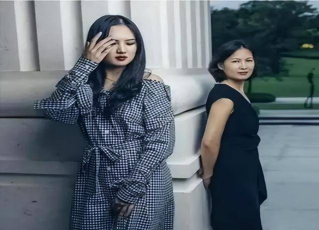 任正非之妻姚凌:容貌柔美,和男子差30岁,曾经是一位优秀的秘书_工作_安娜_华为