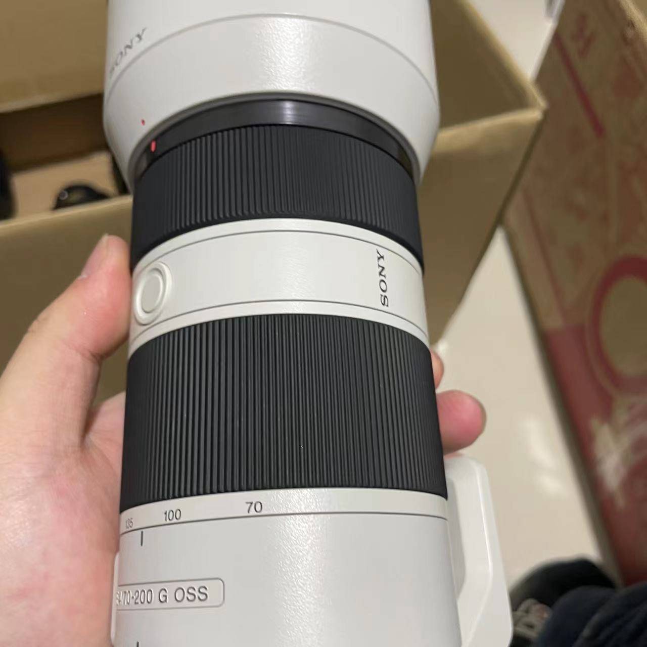 做视频,我搞了个索尼70-200f4oss_镜头_价格_机器