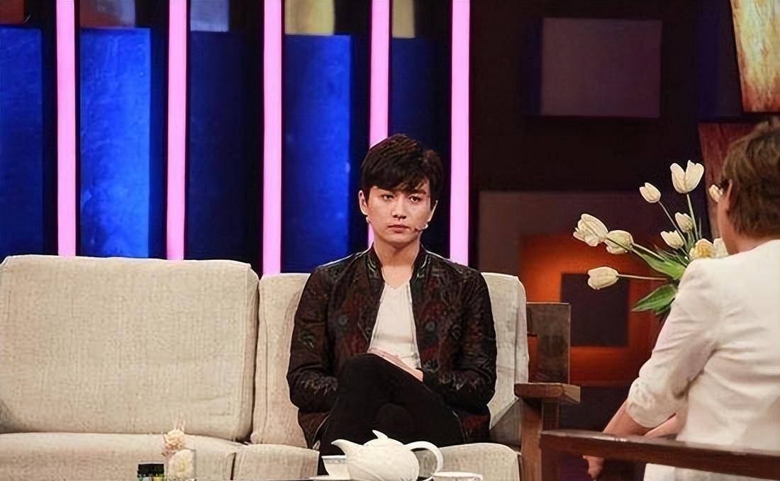 结婚6年,由阳光少年变为沧桑大叔的陈晓,现在过得怎样?