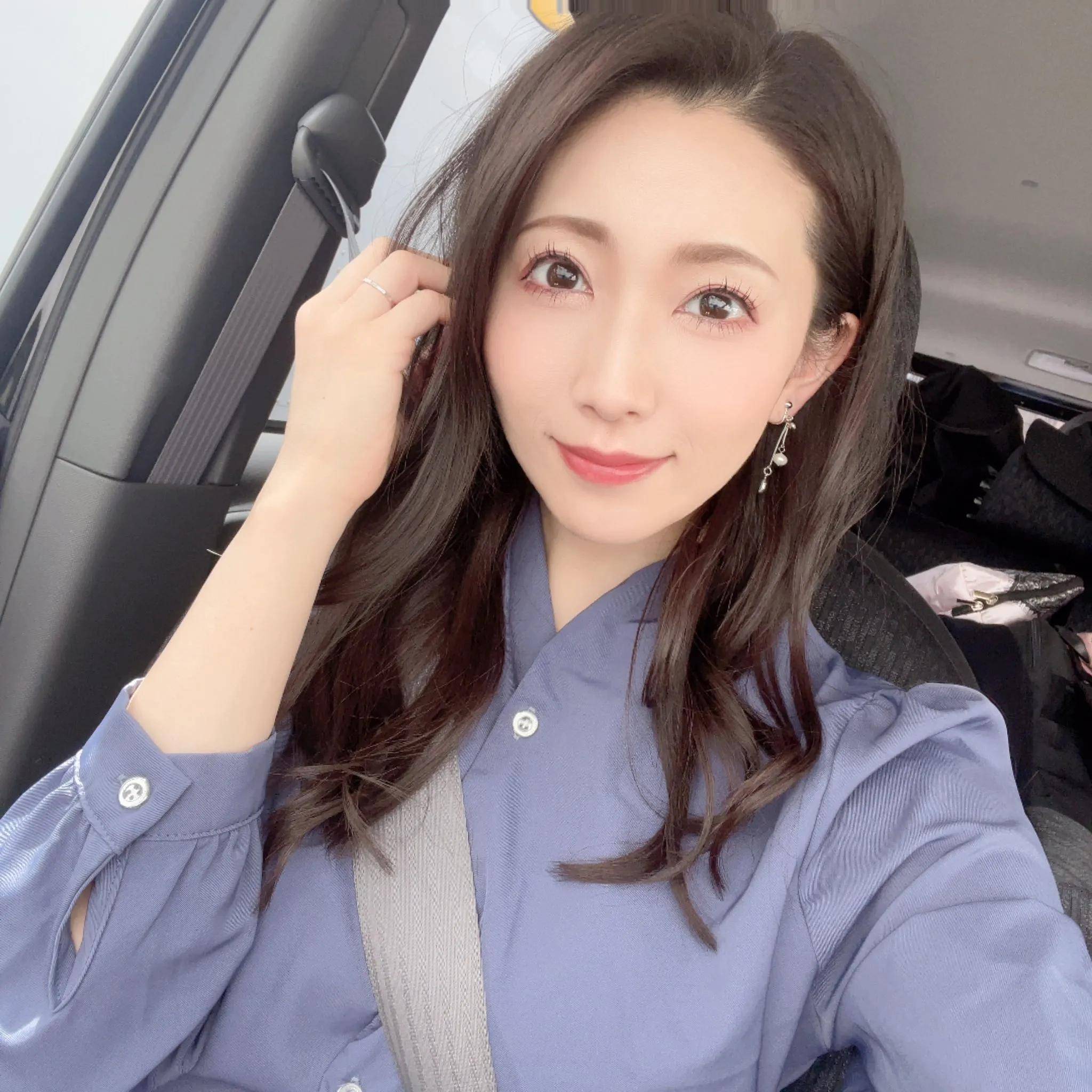 30岁日本女生的精致妆容,真的很迷人_进行_气质_自然美