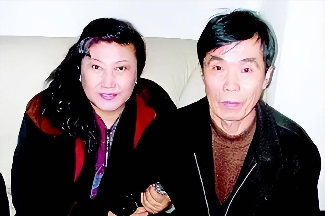 2005年高秀敏意外猝死,13年后何庆魁揭露真相:撒谎把命搭进去了_剧本