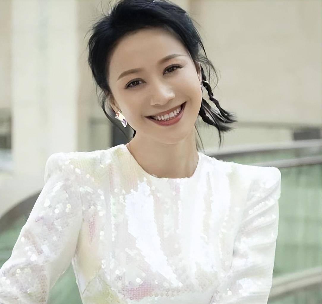 倪虹洁:拍衣服策划大火,祝无双是巅峰,终究逃不过成为综艺咖_沙溢