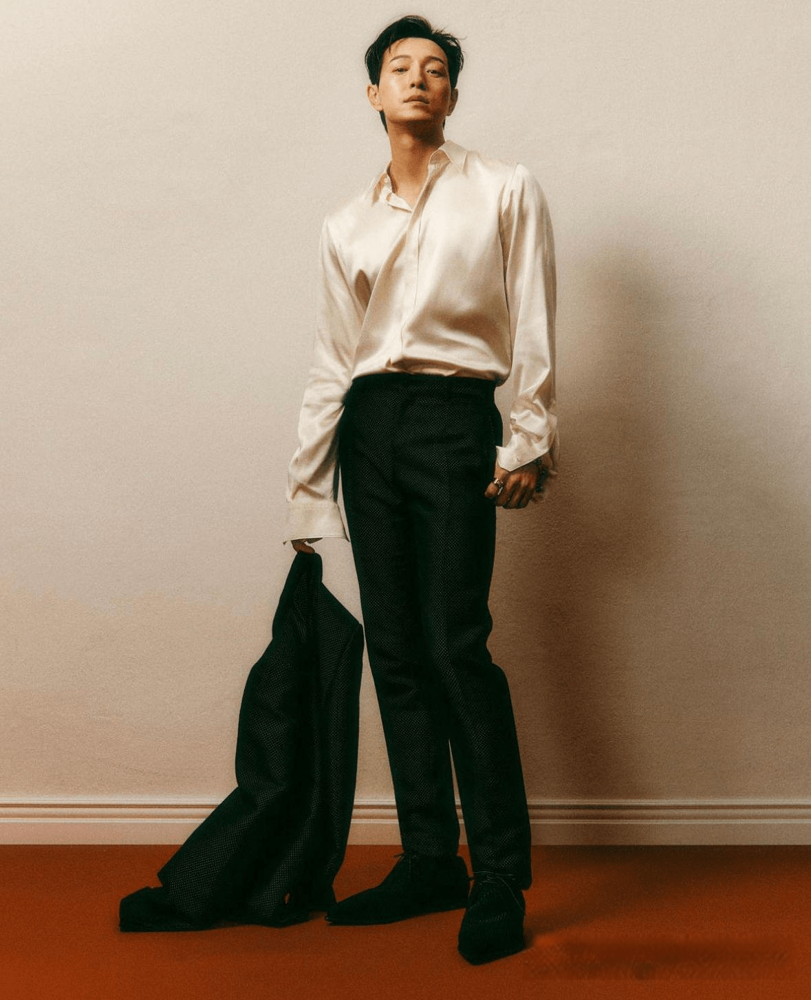 郑星一亲曝《黑暗荣耀》里皮鞋由来!