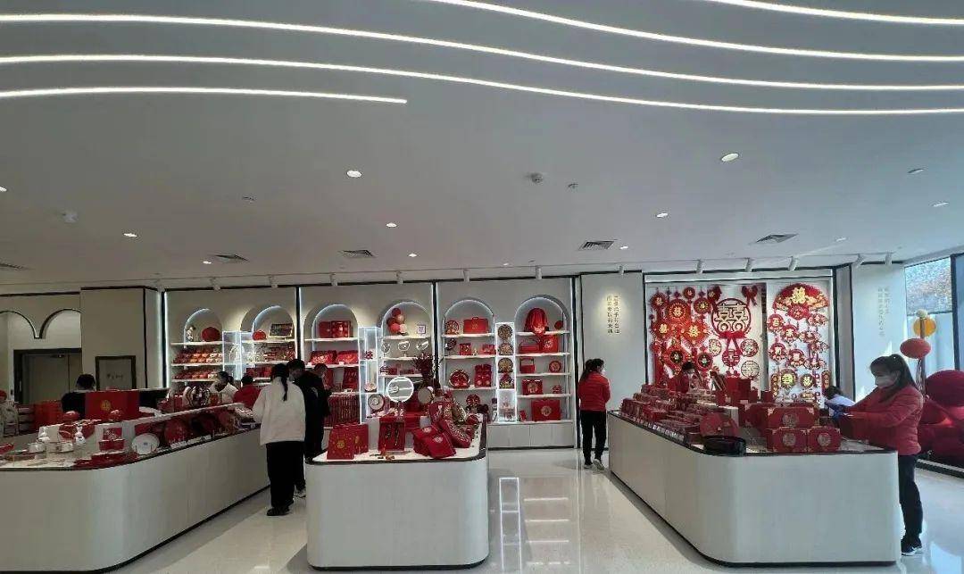 就在昨天,胖东来7万方天使城惊艳开业(附大量开业陈列图)_商品_顾客