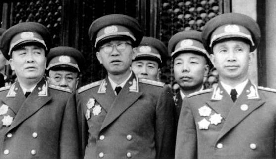 开国十位大将,最早参加革命的是哪一位!粟司令大器晚成