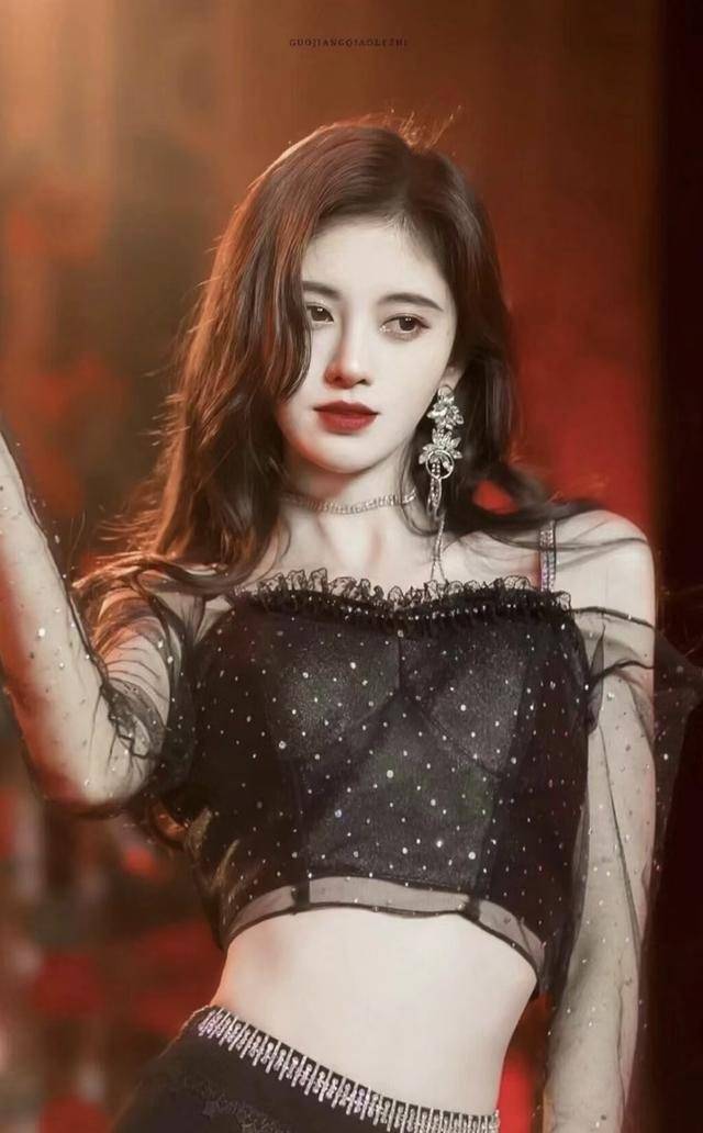 长相不够气质来凑 盘点鞠婧祎,欧阳娜娜,倪妮…氛围感美人