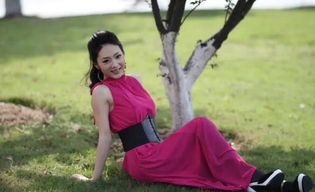 六位美女配角,老戏骨曾是名演员,小龙套已成大明星_太太_许宝凤_角色