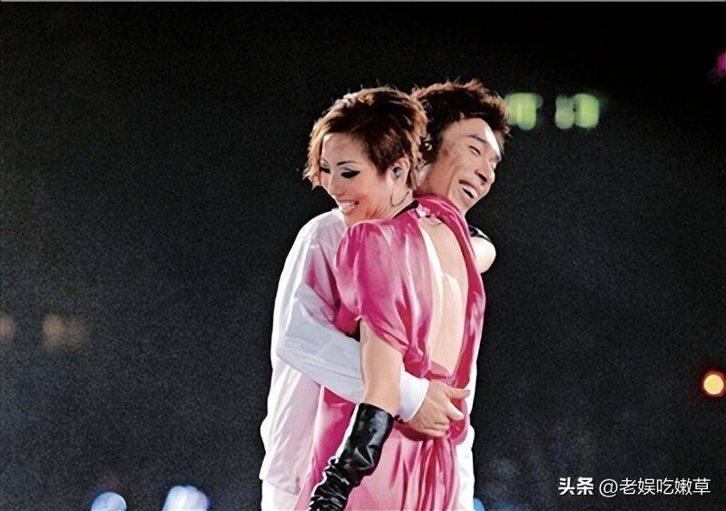 许志安的16分钟毁了郑秀文的30年,看到她头像变黑,我开始担心