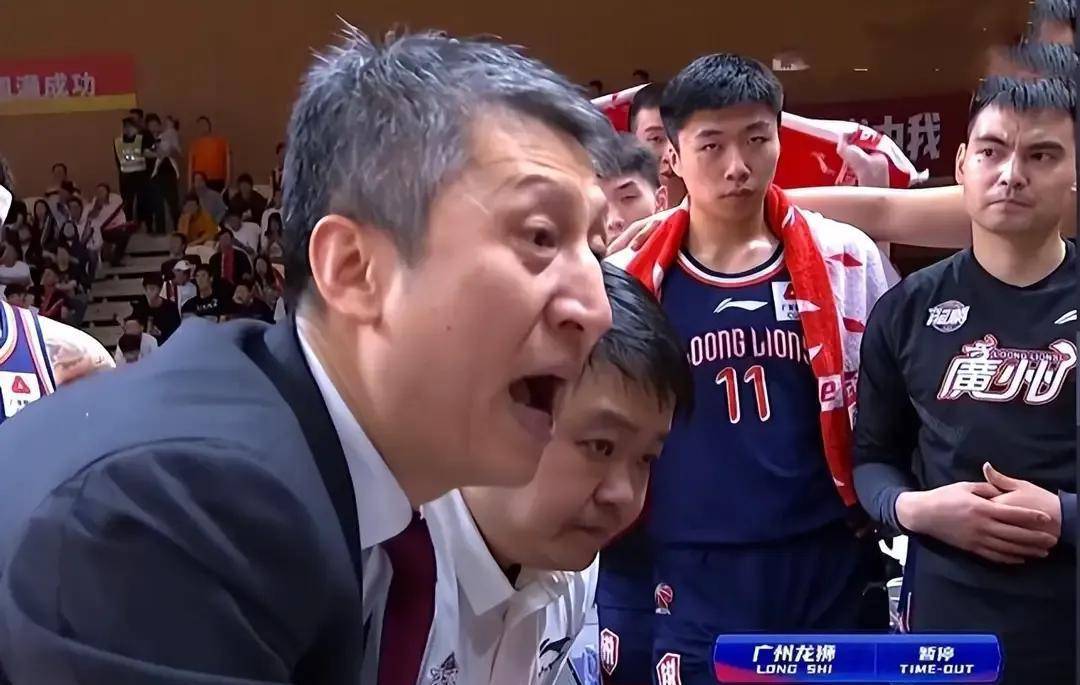 两个原因王哲林mvp恐不保,李炎哲被恶犯裁判看不见,韩德君崴脚_辽宁