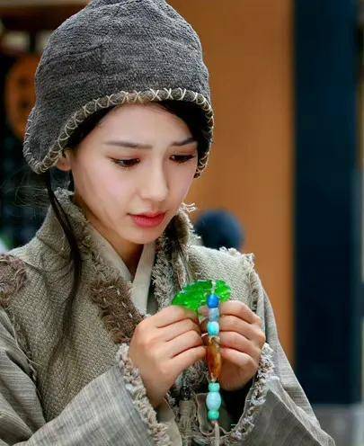 这九位女星用"乞丐"造型证明脸是最好的单品!_赵丽颖_网友_演技