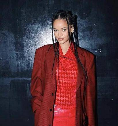 蕾哈娜穿2.3万蛇纹背心出街大肚皮霸气十足_a$aprocky_网友_宝宝