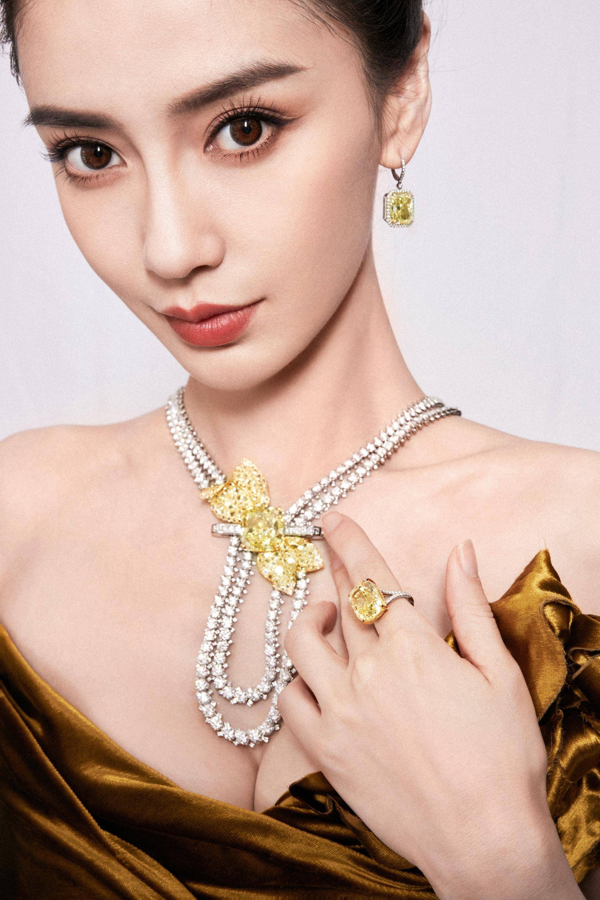 angelababy杨颖身上的钻石珠宝,闪耀华丽的奢华光芒