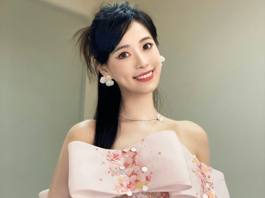 4位女主持人把"才不配位",表现得淋漓尽致_谢娜_专业_司雯嘉