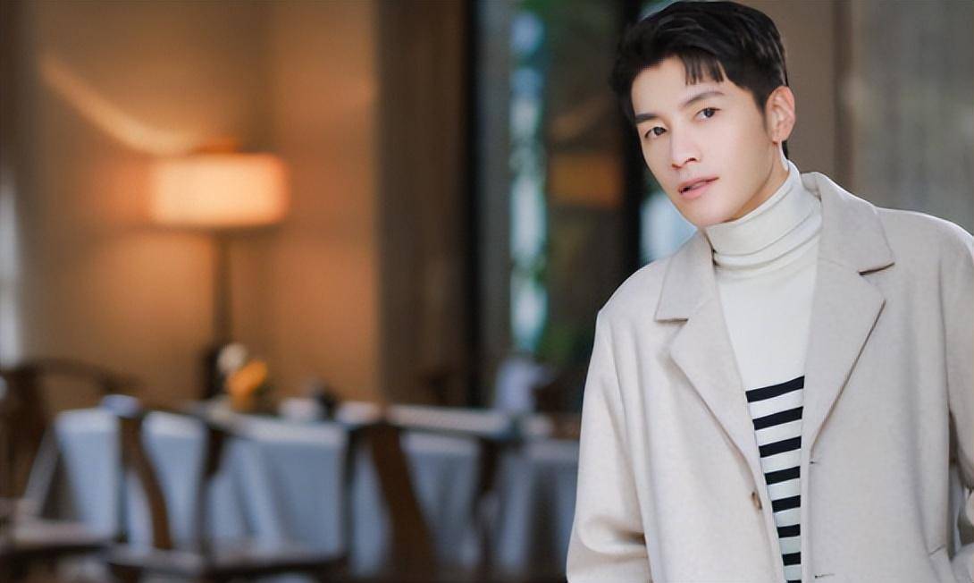 剧里_文学_厉腾