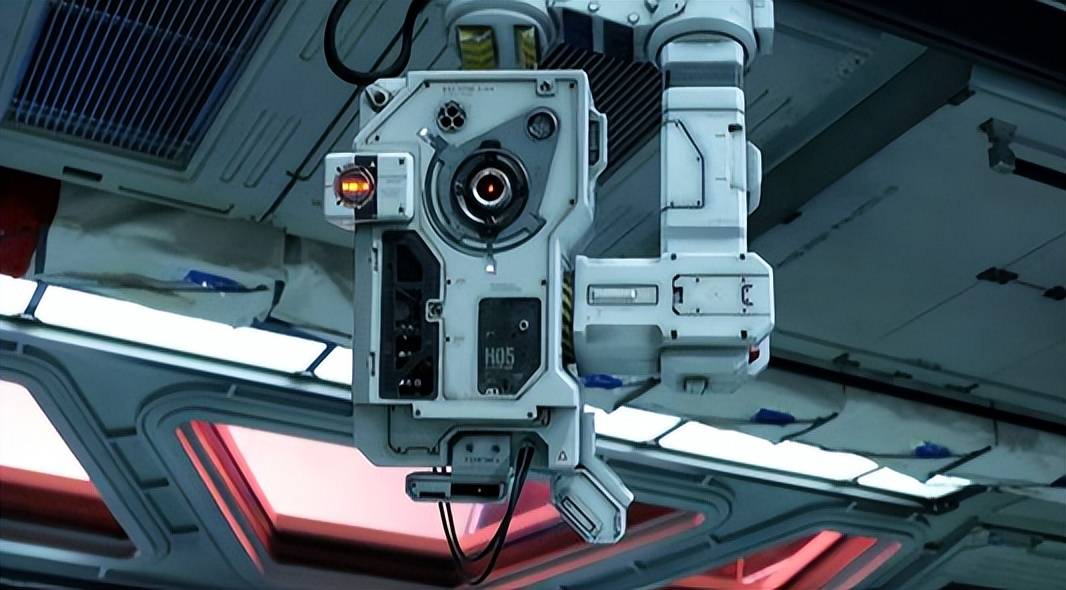 据悉,机器人"演员"的制造者,来自深圳龙岗区的优艾智合研发中心,在