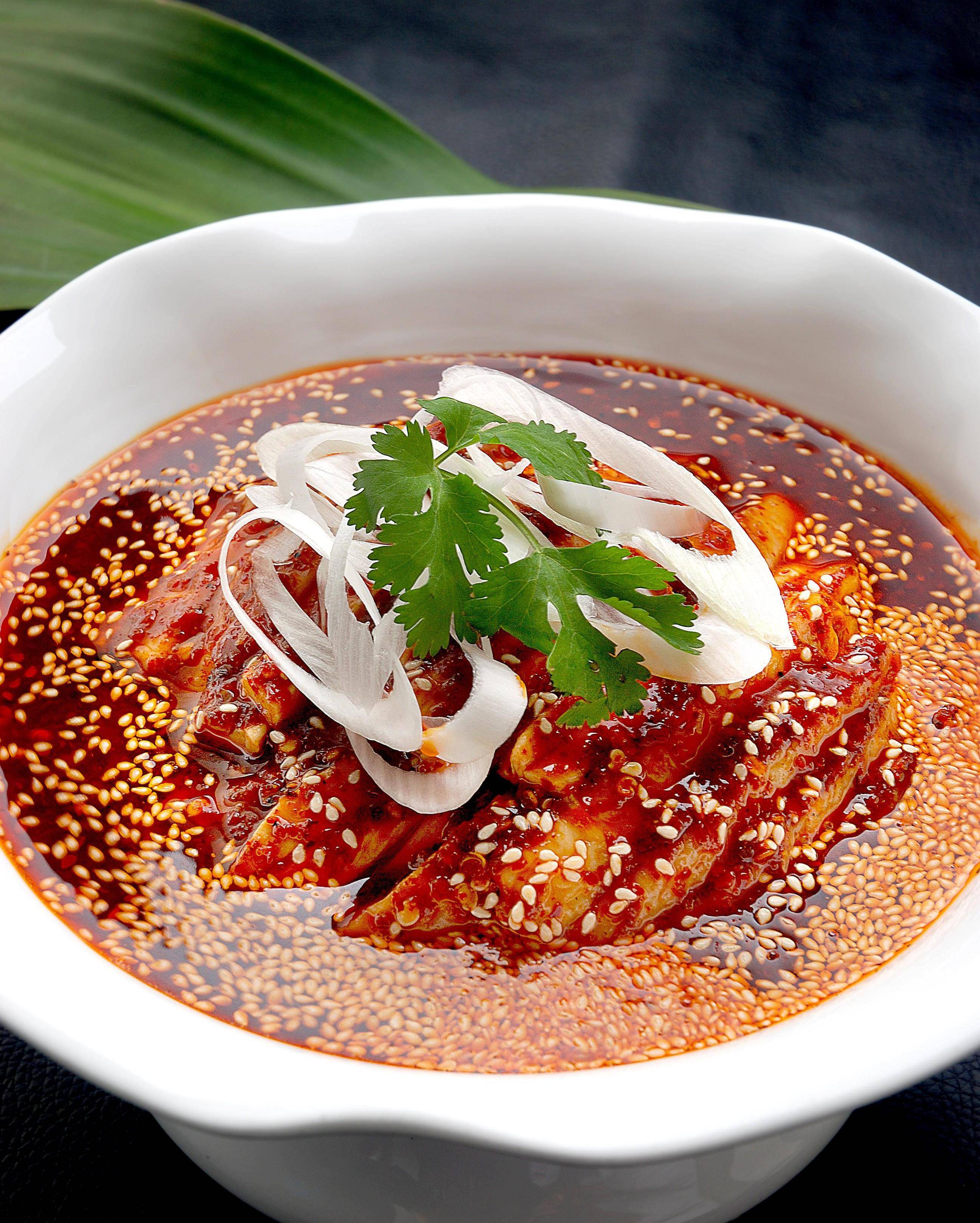 麻辣泥鳅麻辣鸡块冷红油水晶冻冷淡怀麻辣虎皮腊排口味脆肚口水腰片