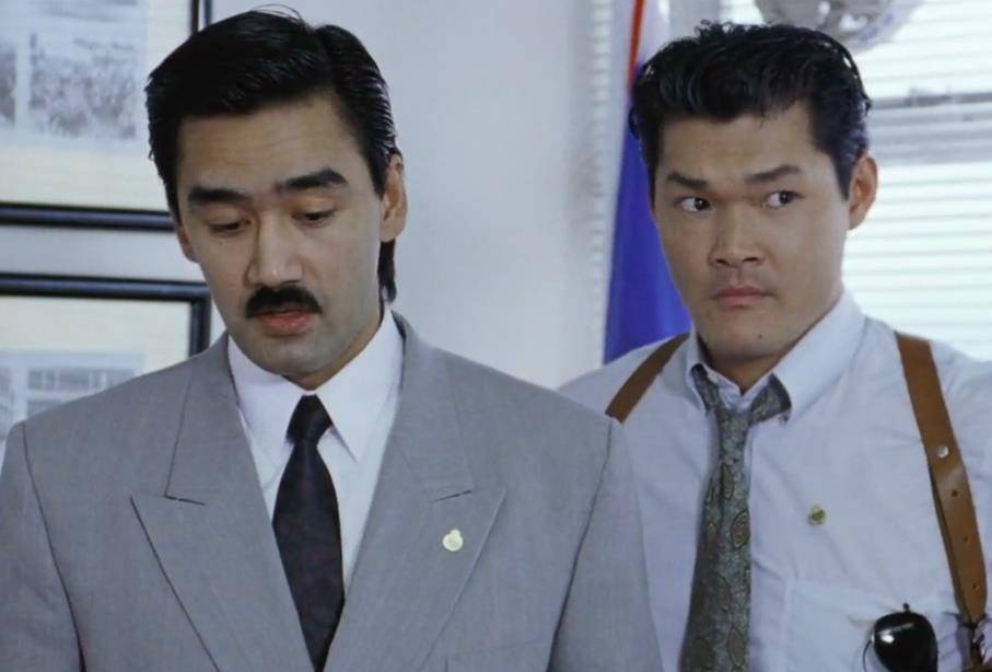 政治部表面上隶属香港警察,但其实受英国军情五处第二处直接指挥,是一