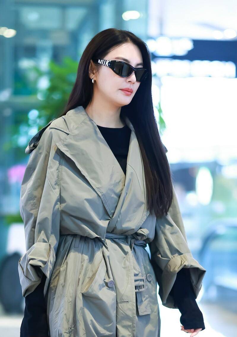 "媚男"张雨绮微信名"高启强",生活很少绝对,她不是标签_评论_个人