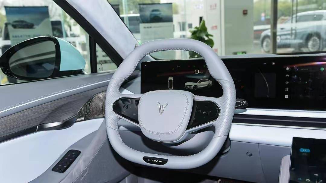 29万起,最高续航730公里,轴距达3米,岚图追光正式上市_搜狐汽车_搜狐