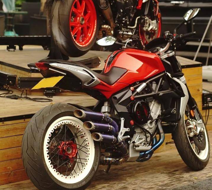 终于3c认证,mv奥古斯塔brutale800rr降10万_搜狐汽车_搜狐网