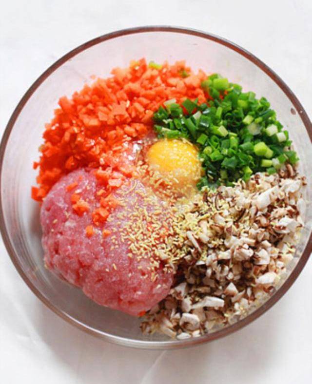 剁饺子馅,记住此诀窍,又快又好,饺子鲜嫩有嚼劲,吃了还想吃!