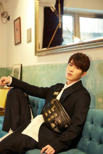 1位成综艺咖,2位小爆,4位大火_魏大勋_发展_陈学冬