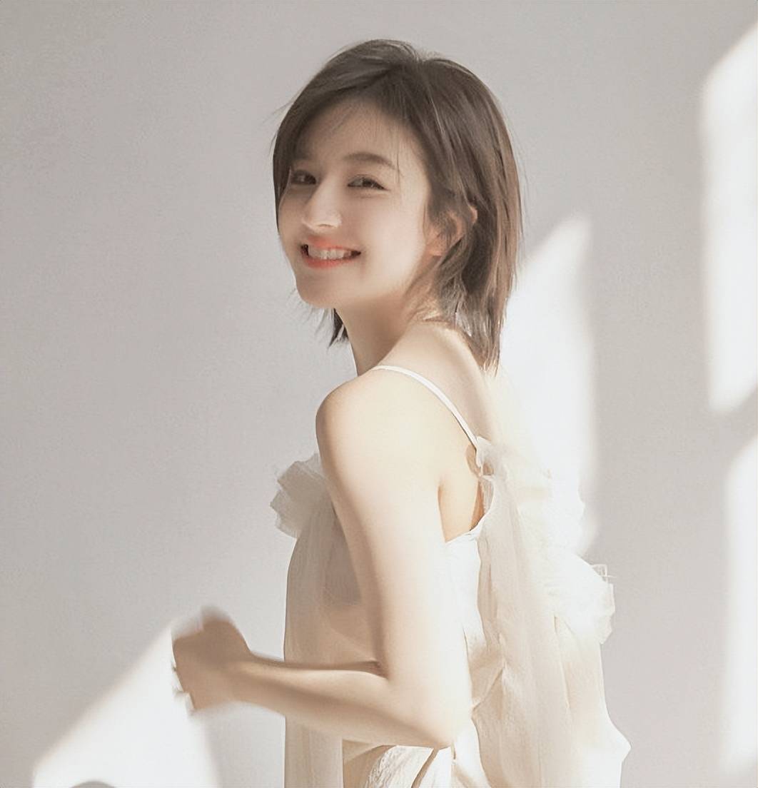 不过李兰迪在剧中饰演的角色是陈星旭饰演角色的前女友,四舍五入也