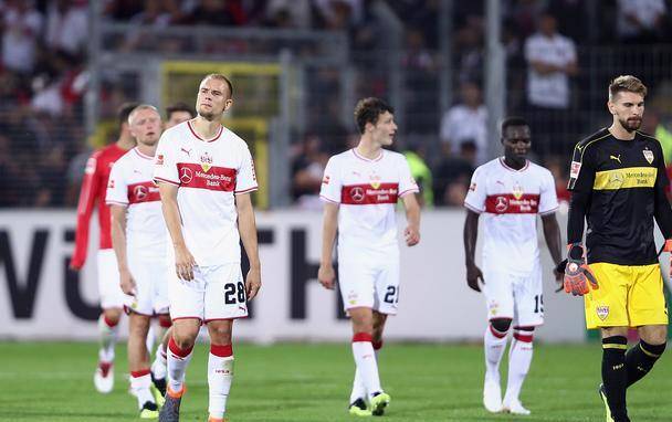 fc埃因霍温还需为排名努力,乌德勒支青年队客场较差!_位置_成绩_主场