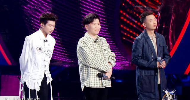 陈小春,常石磊,王源,gai4人组合的"杀手锏",他们带来歌曲《乱世巨星》