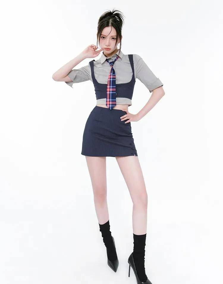 甜辣少女制服范儿_杨晨晨_wooha_风格