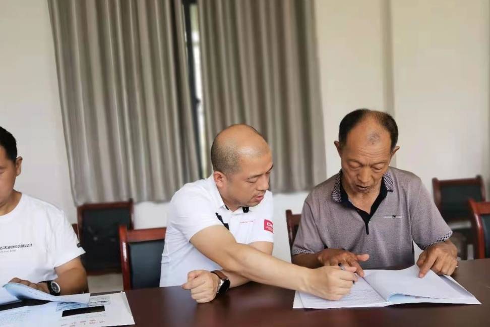 岳阳县公田镇中心小学教师体检后,享受上门的医疗服务_仁雅_报告_咨询