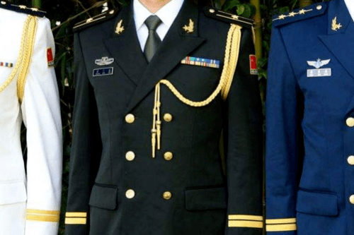 解放军礼服和常服图片