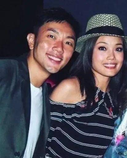 因为容祖儿的男友刘浩龙,是何韵诗的前男友,当他和容祖儿公开的时候