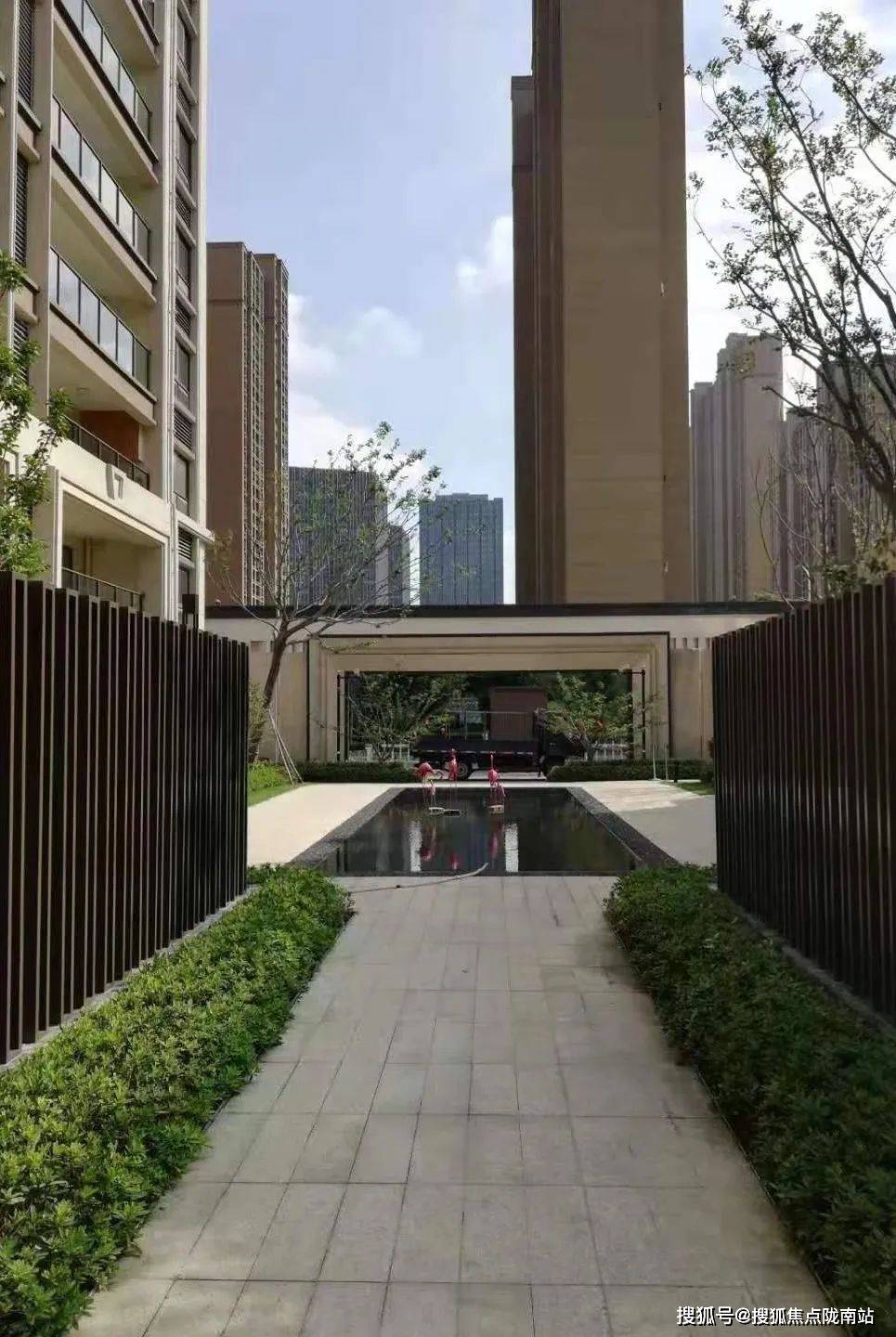 张家港悦天境花园 悦天境花园售楼处>2023最新房价 别墅详情 交通