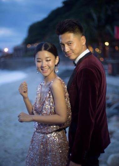 36岁李小萌怀二胎不忘工作,挺孕肚坚持拍摄,直言期待儿女双全_王雷