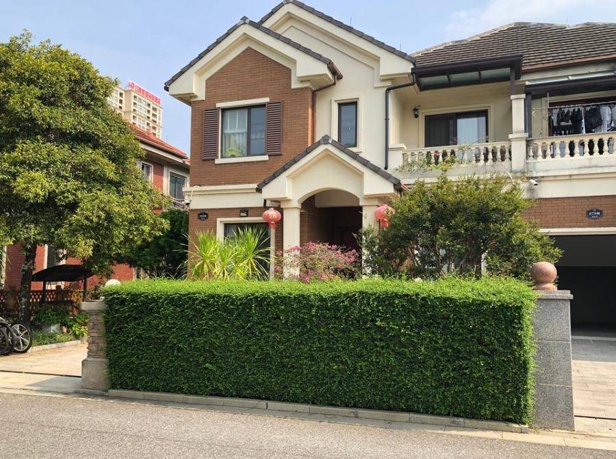 北海一栋豪华别墅270万起拍卖,被房东以311.