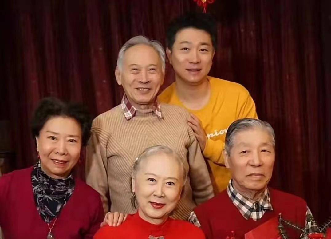 坎坷的"李铁梅"刘长瑜:丈夫早逝后再婚,平凡儿子却是她的骄傲_演出