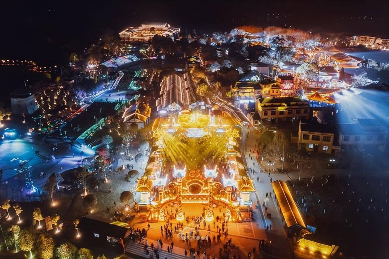 大唐不夜城运营方真假之争:不夜城只能归曲江,别的地方不能做?