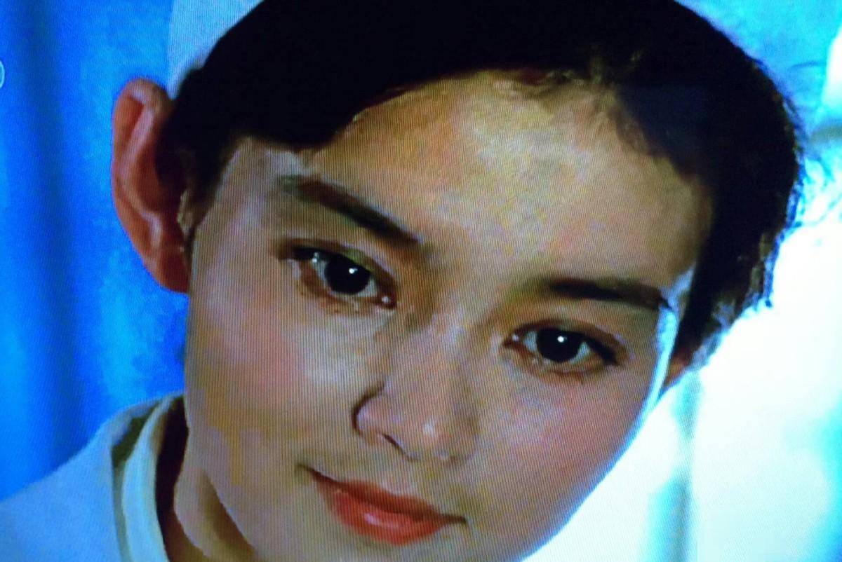 他发现自己扮演的是杜十娘,陆文婷,曾树生,徐丽莎,万荣等文艺人物