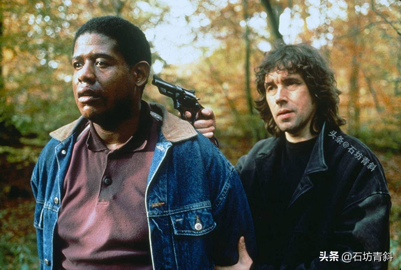 在乔迪的钱包里,始终放着一张名叫黛儿(杰伊·戴维森jaye davidson