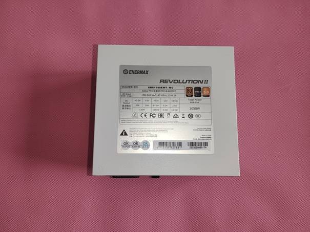 给你的远比想象的要多-安耐美GX1050DF白色自清洁ATX3.0电源评测