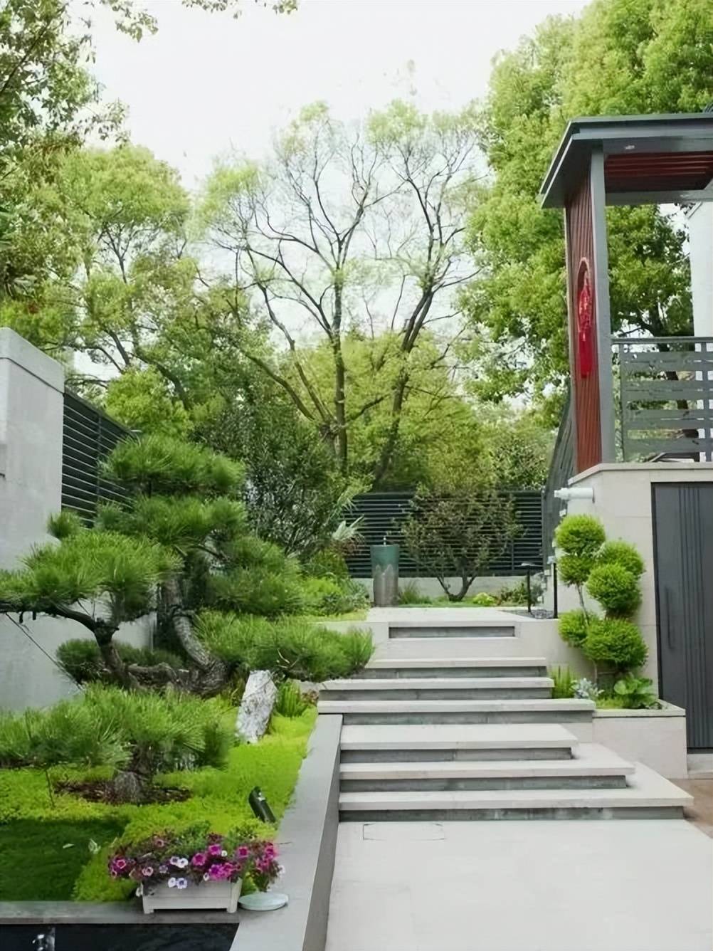 256㎡现代简约风格的私家庭院,简约大气_植物_草坪_水景