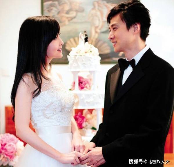 吴君如的一句话,揭开了周慧敏不为人知的真面目_黄凯芹_刘锡明_倪震