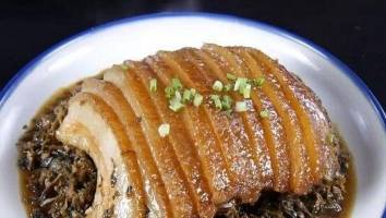 原创            正宗扣肉的家常做法，其实一点也不难，过节在家就能自己做（扣肉的做法视频教程）