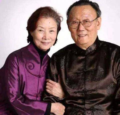 吕中,你不是在演武则天,你就是武则天_狄仁杰_电视_康熙