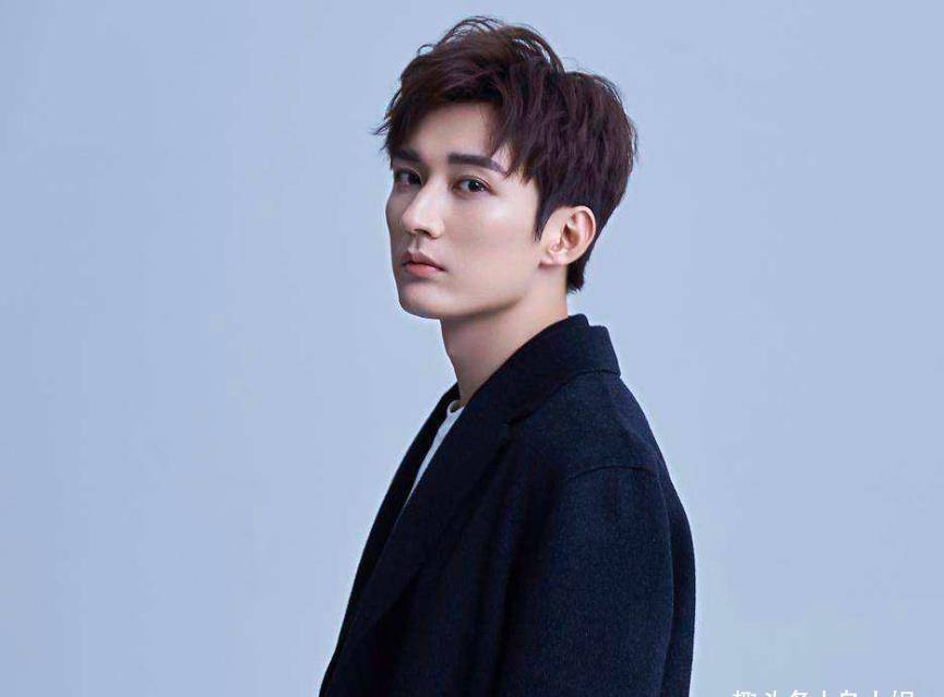 导演曝刘学义税务问题,不肯降片酬导致停工,比别人高出几十倍_陈益韬