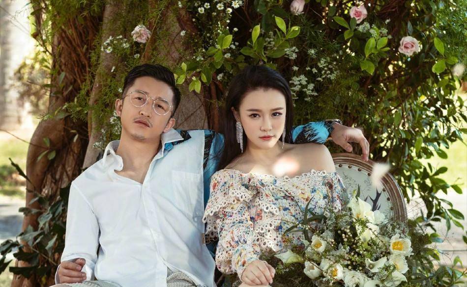 她是邹市明背后的女人,1年被分手23次不放弃,如今深陷整容传闻_冉莹