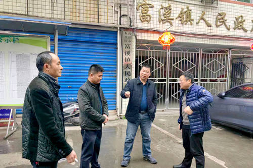 郑华芸)今年以来,内江市东兴区综合行政执法局(以下简称:区综合执法局