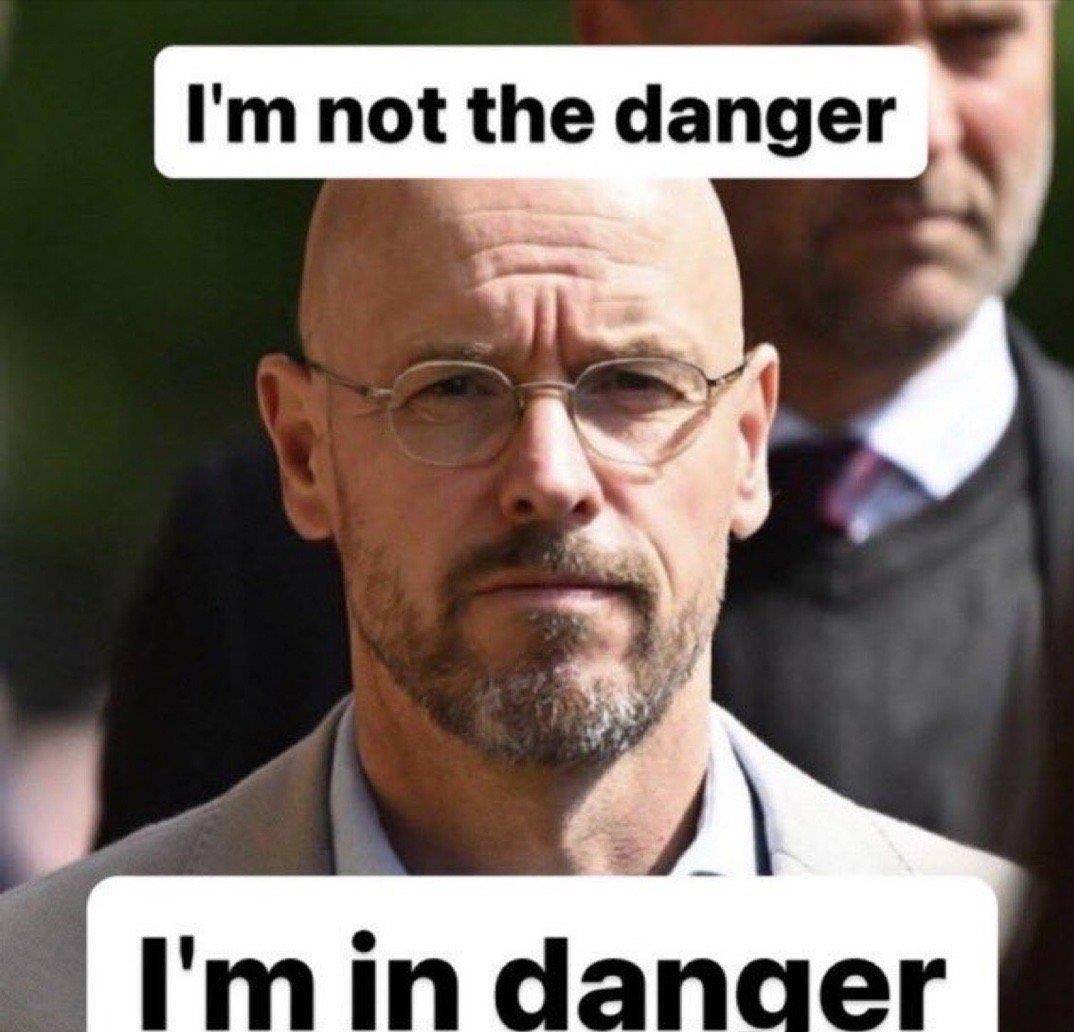 引用《绝命毒师》的台词:i am not in danger, i am the danger(我不