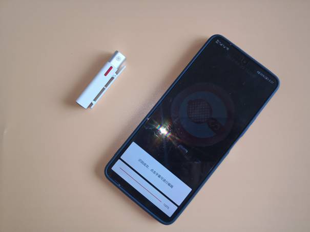 ​喊破喉咙不如用塞宾SmartMike+无线智能麦克风